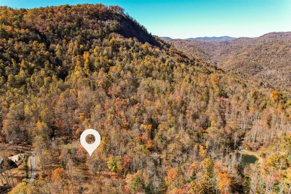 81 Pasture Road Glenville, NC 28736
