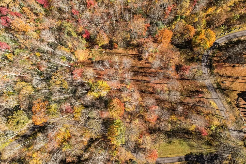 81 Pasture Road Glenville, NC 28736
