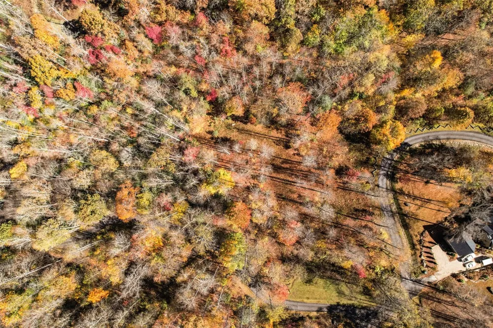 81 Pasture Road Glenville, NC 28736