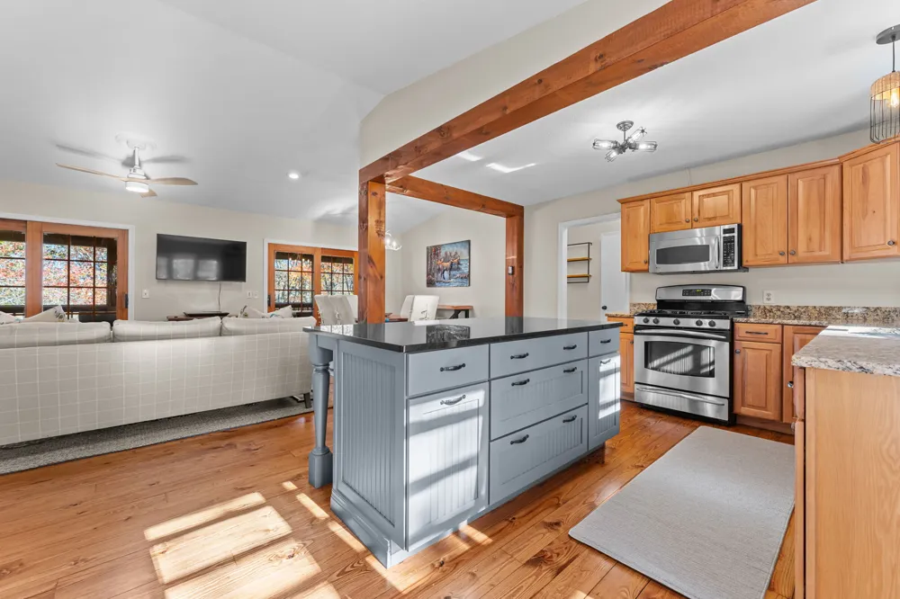 151 Rein Deer Trail Cashiers, NC 28717
