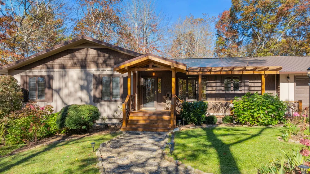 151 Rein Deer Trail Cashiers, NC 28717