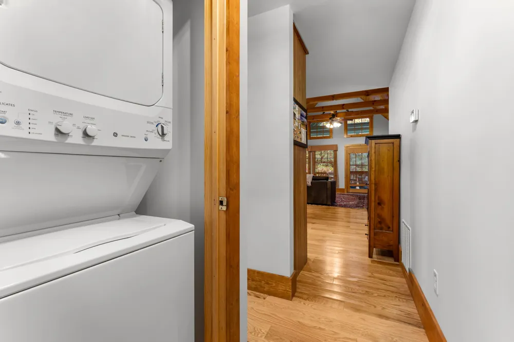 91 Winsome Way Cashiers, NC 28717