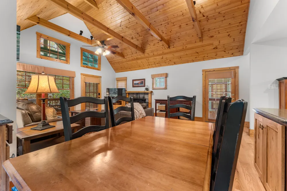 91 Winsome Way Cashiers, NC 28717