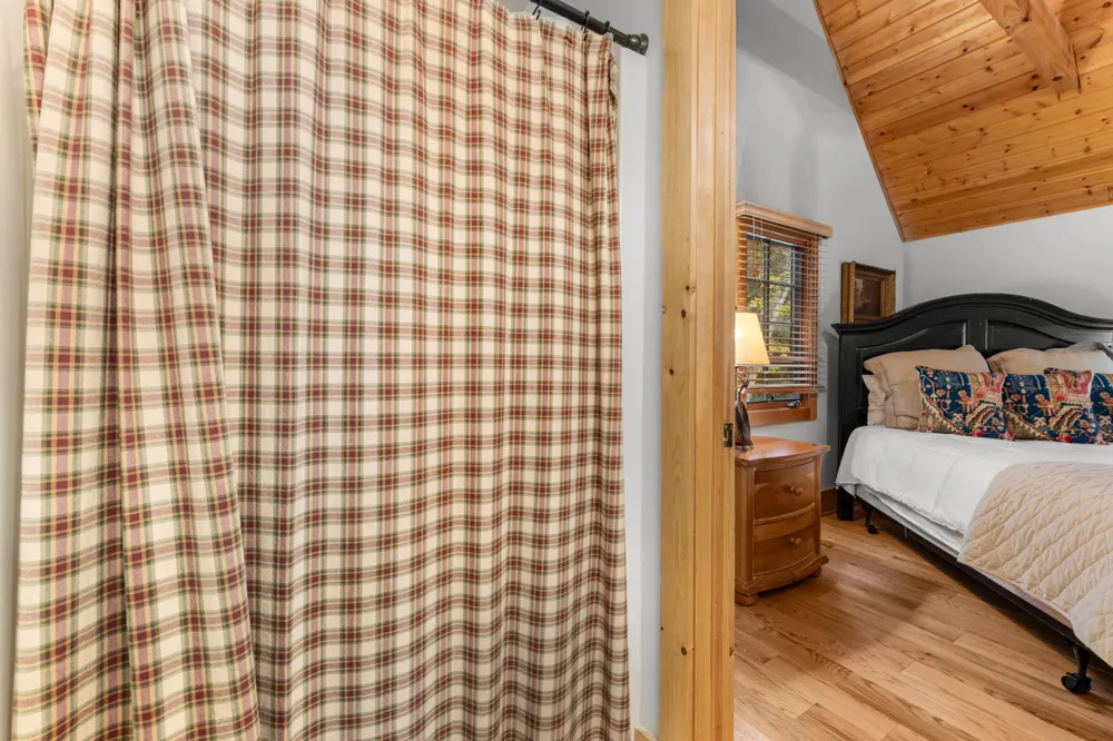 91 Winsome Way Cashiers, NC 28717