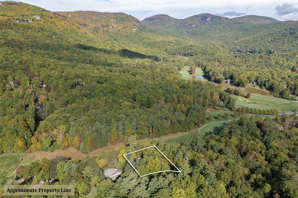 412 Cherokee Trace Lake Toxaway, NC 28747