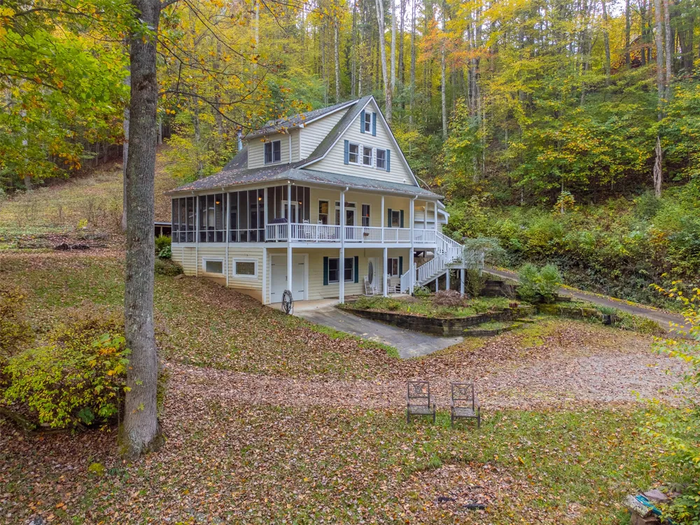 355 Trails End Lane Cullowhee, NC 28723