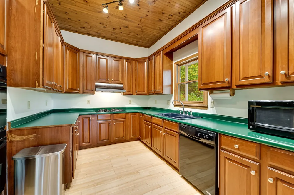 355 Trails End Lane Cullowhee, NC 28723