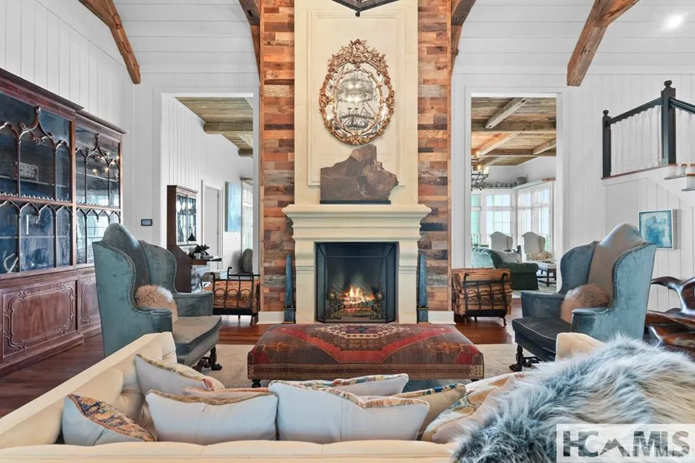 2808 Big Sheepcliff Road Cashiers, NC 28717