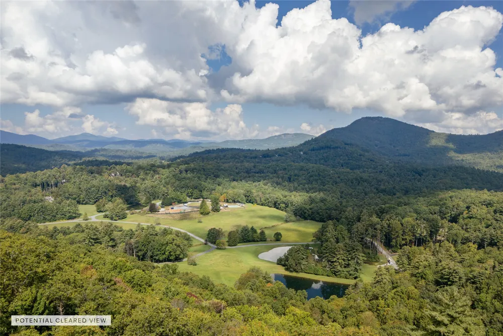 ME3 Old Chimney Road Cashiers, NC 28717