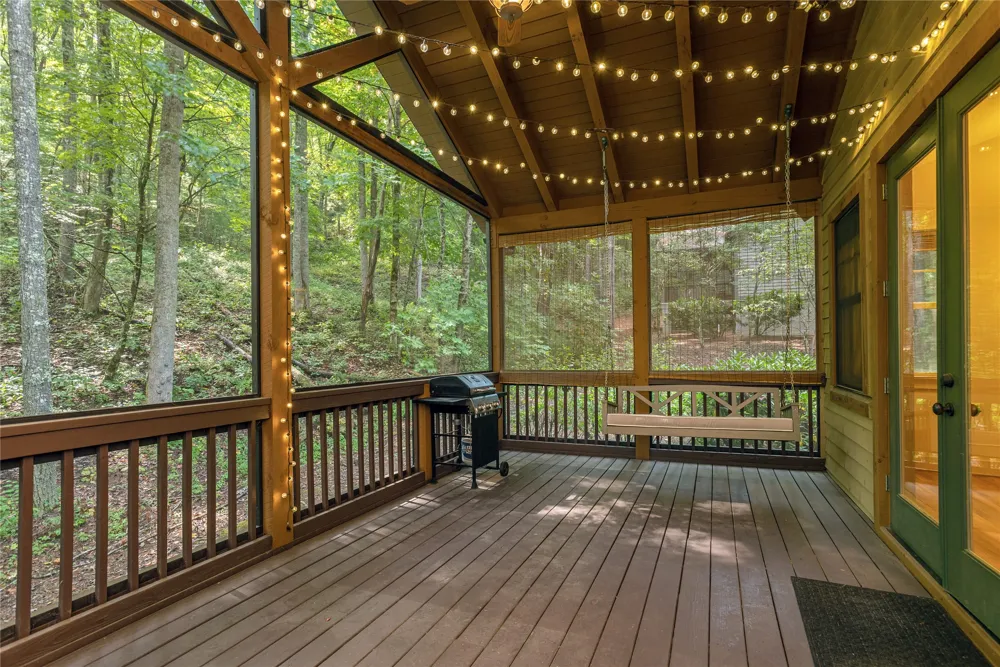 96 Meadow Ridge Court Tuckasegee, NC 28783