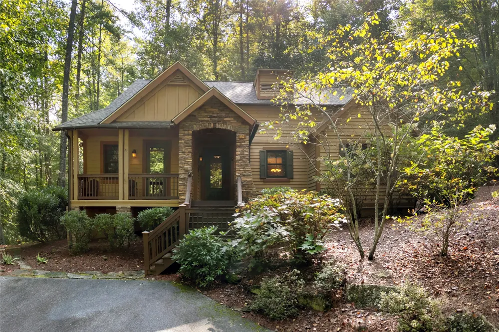 96 Meadow Ridge Court Tuckasegee, NC 28783