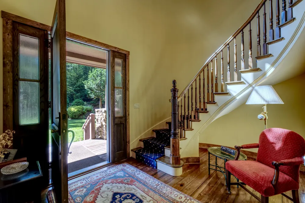 275 West Club Boulevard Lake Toxaway, NC 28747