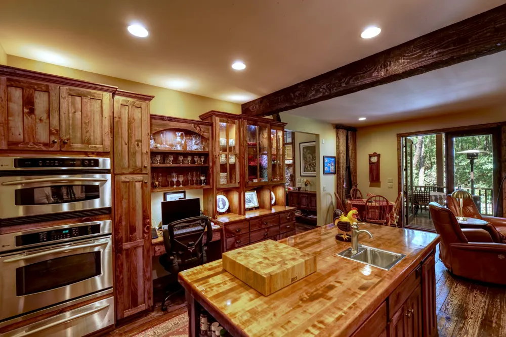 275 West Club Boulevard Lake Toxaway, NC 28747
