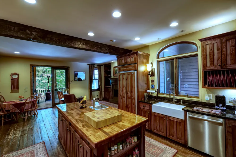 275 West Club Boulevard Lake Toxaway, NC 28747