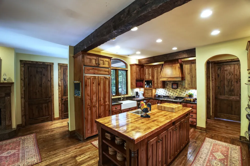 275 West Club Boulevard Lake Toxaway, NC 28747