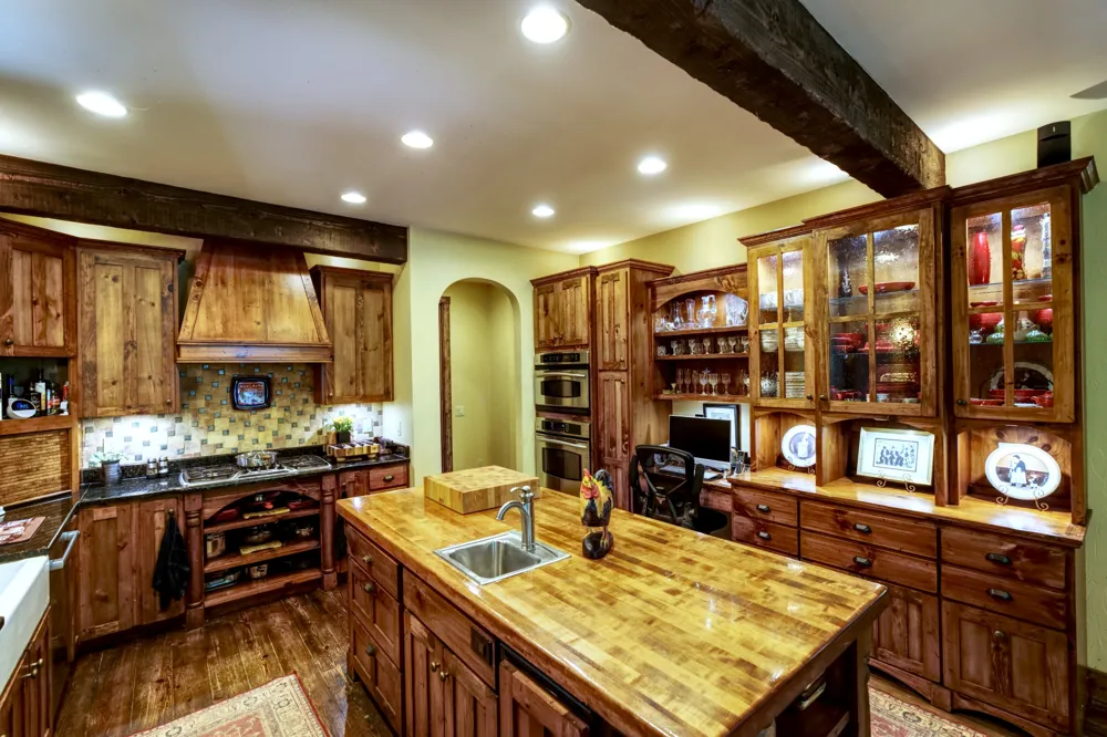 275 West Club Boulevard Lake Toxaway, NC 28747