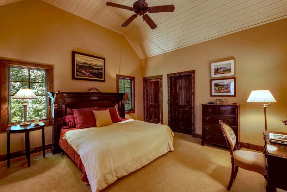 275 West Club Boulevard Lake Toxaway, NC 28747