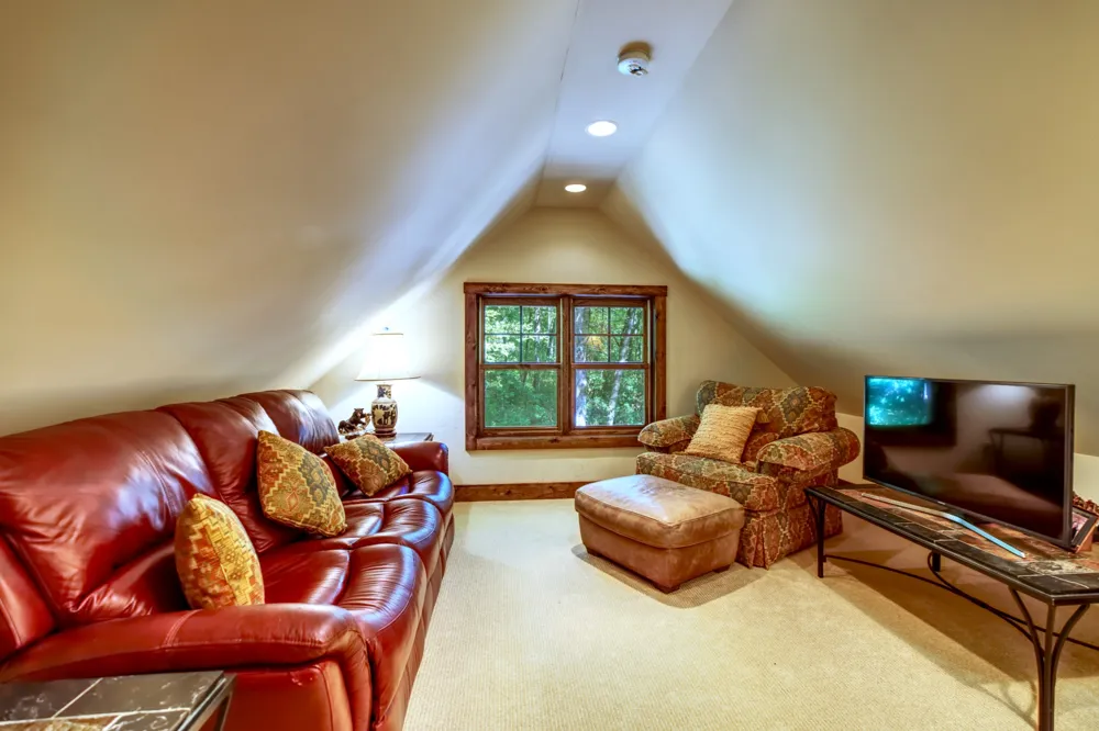 275 West Club Boulevard Lake Toxaway, NC 28747