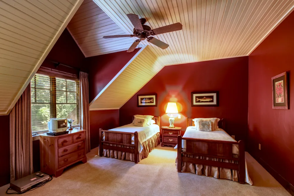 275 West Club Boulevard Lake Toxaway, NC 28747
