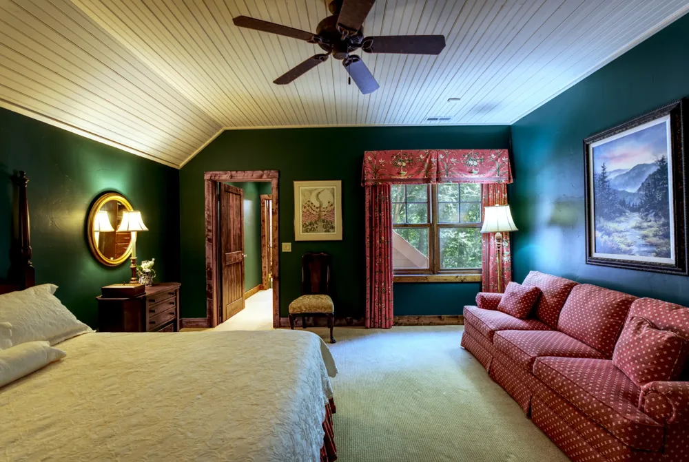 275 West Club Boulevard Lake Toxaway, NC 28747