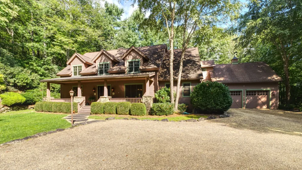 275 West Club Boulevard Lake Toxaway, NC 28747