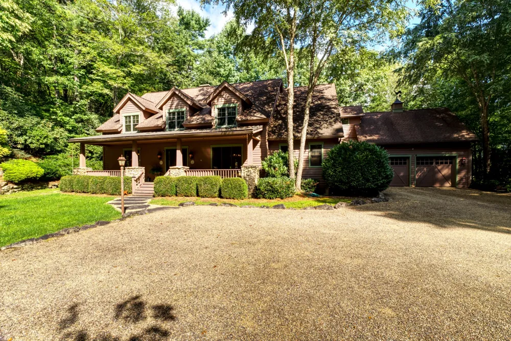 275 West Club Boulevard Lake Toxaway, NC 28747