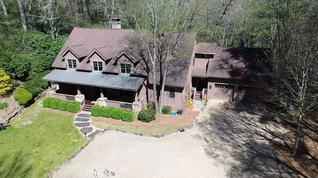 275 West Club Boulevard Lake Toxaway, NC 28747