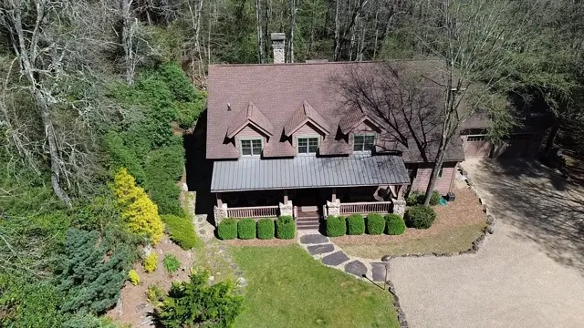 275 West Club Boulevard Lake Toxaway, NC 28747