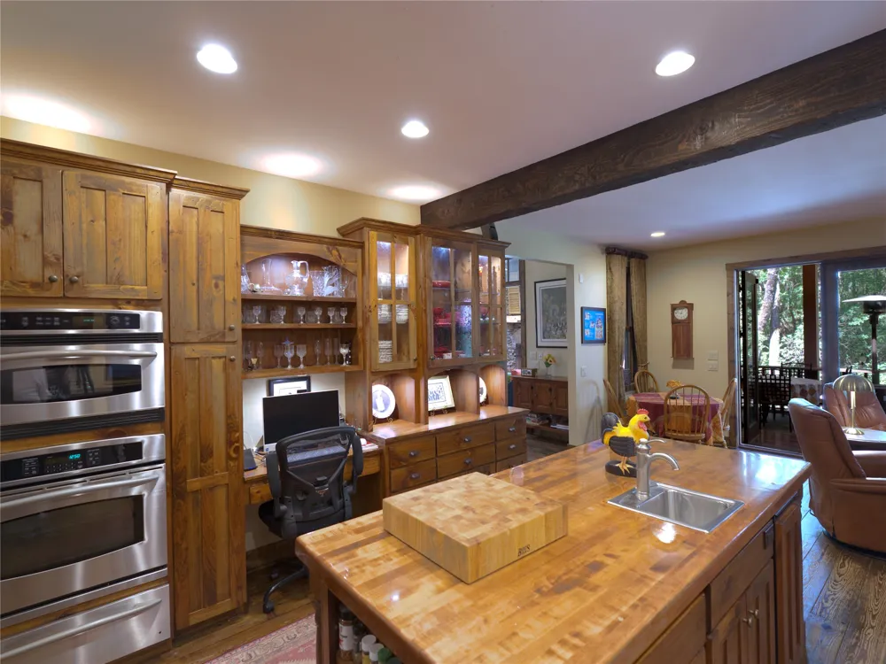 275 West Club Boulevard Lake Toxaway, NC 28747