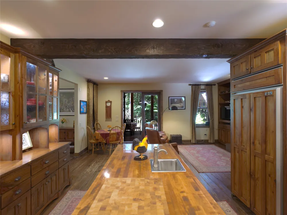 275 West Club Boulevard Lake Toxaway, NC 28747