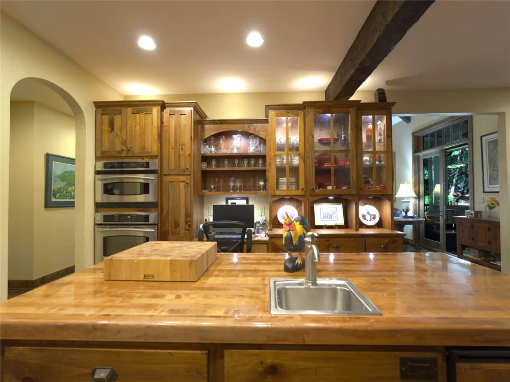 275 West Club Boulevard Lake Toxaway, NC 28747