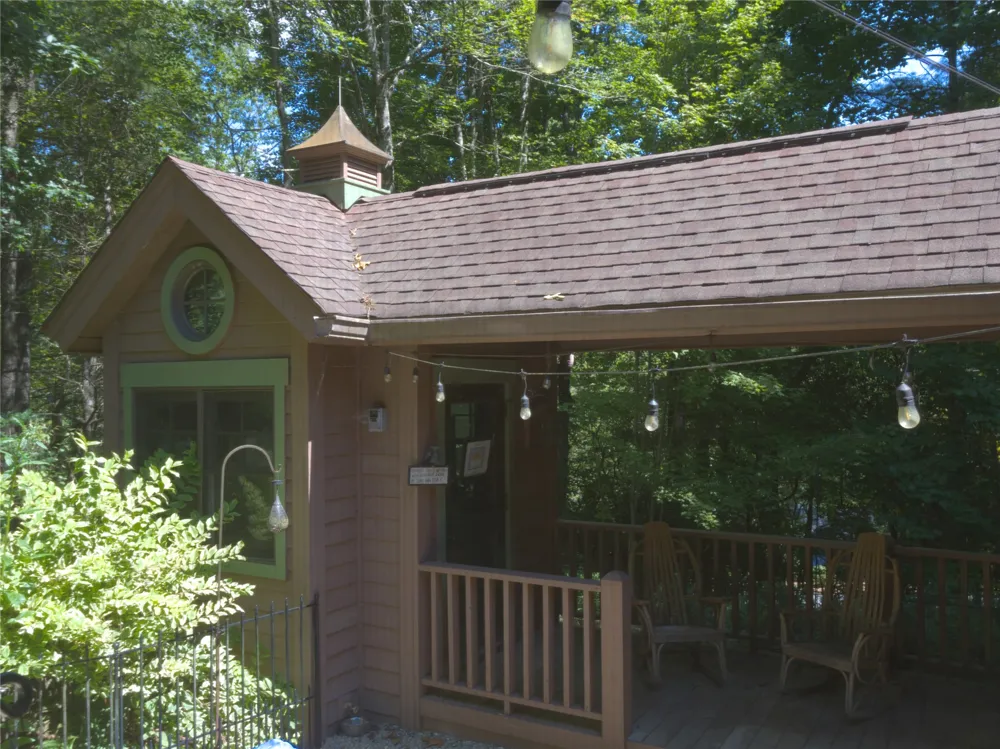 275 West Club Boulevard Lake Toxaway, NC 28747