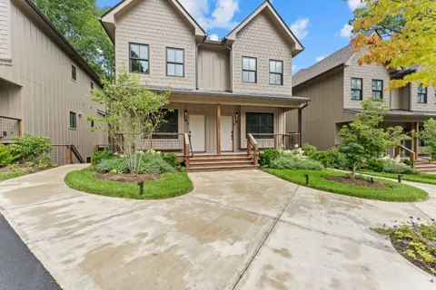 1081 Hicks Road #B