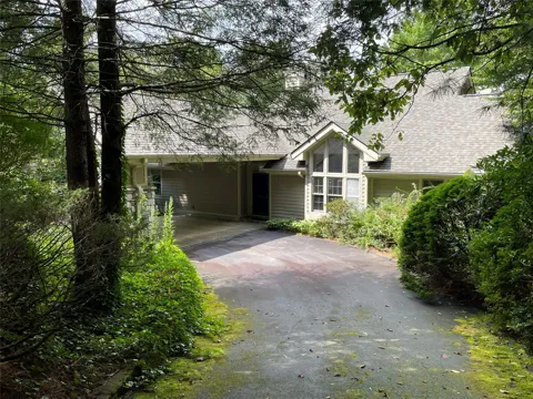 212 Club Colony Lane