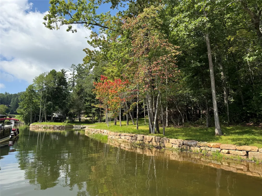 D51-52 North Club Blvd Lake Toxaway, NC 28747