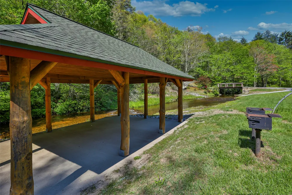 Lot 10 Power Line Rd Glenville, NC 28736