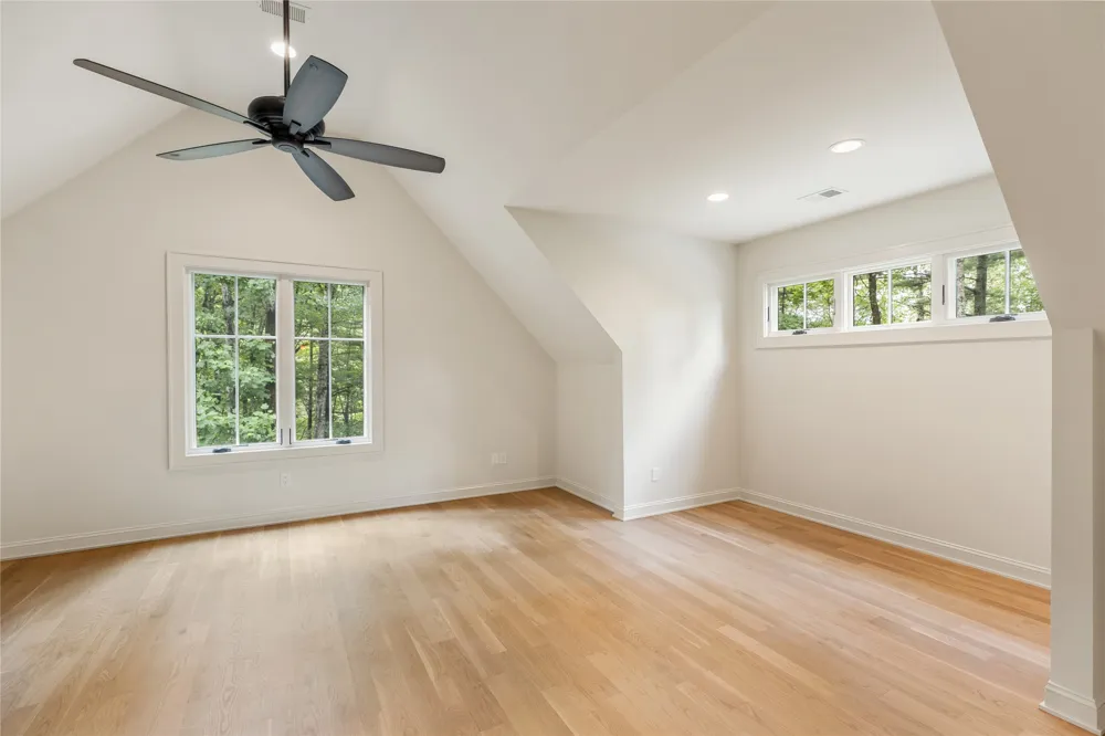 895 W Rochester Drive Cashiers, NC 28717