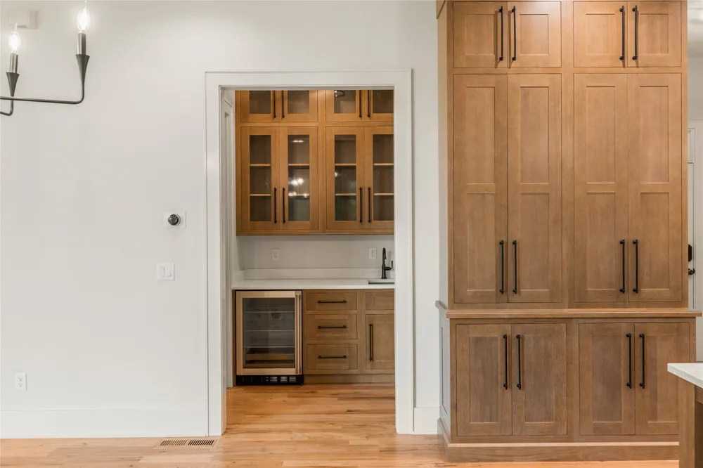 895 W Rochester Drive Cashiers, NC 28717