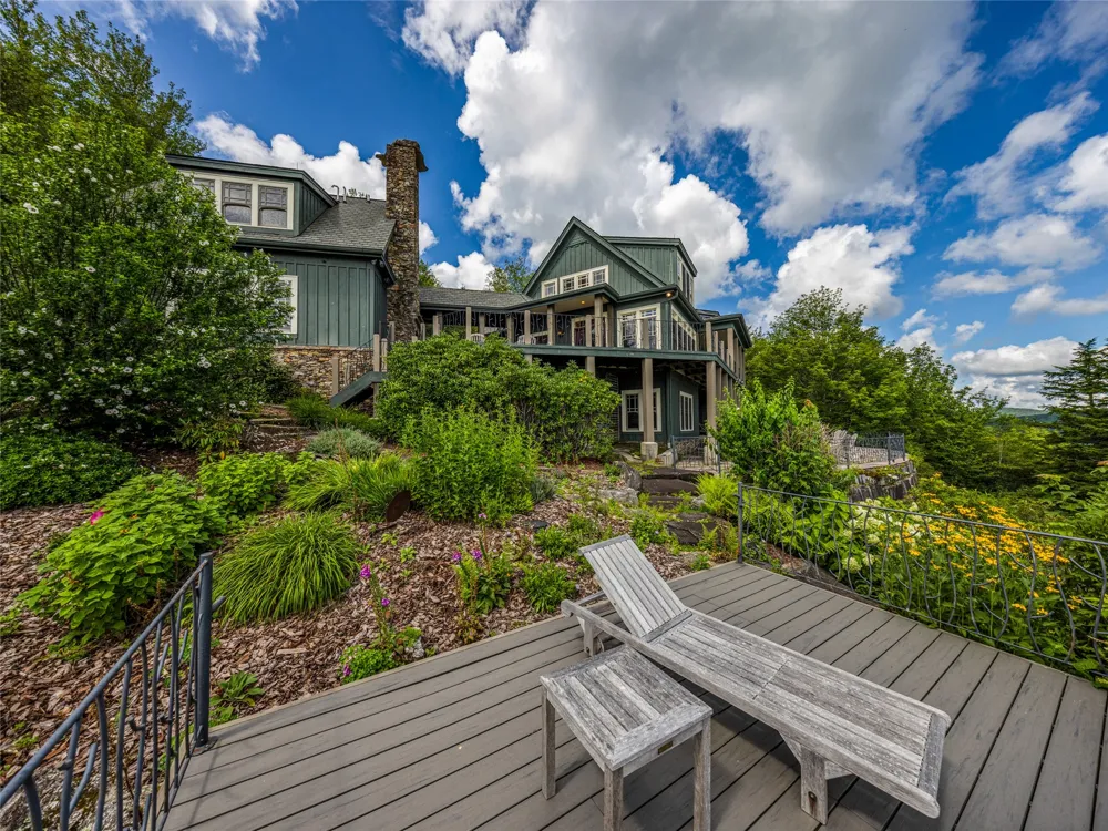 770 Meadow Ridge Drive Lake Toxaway, NC 28747
