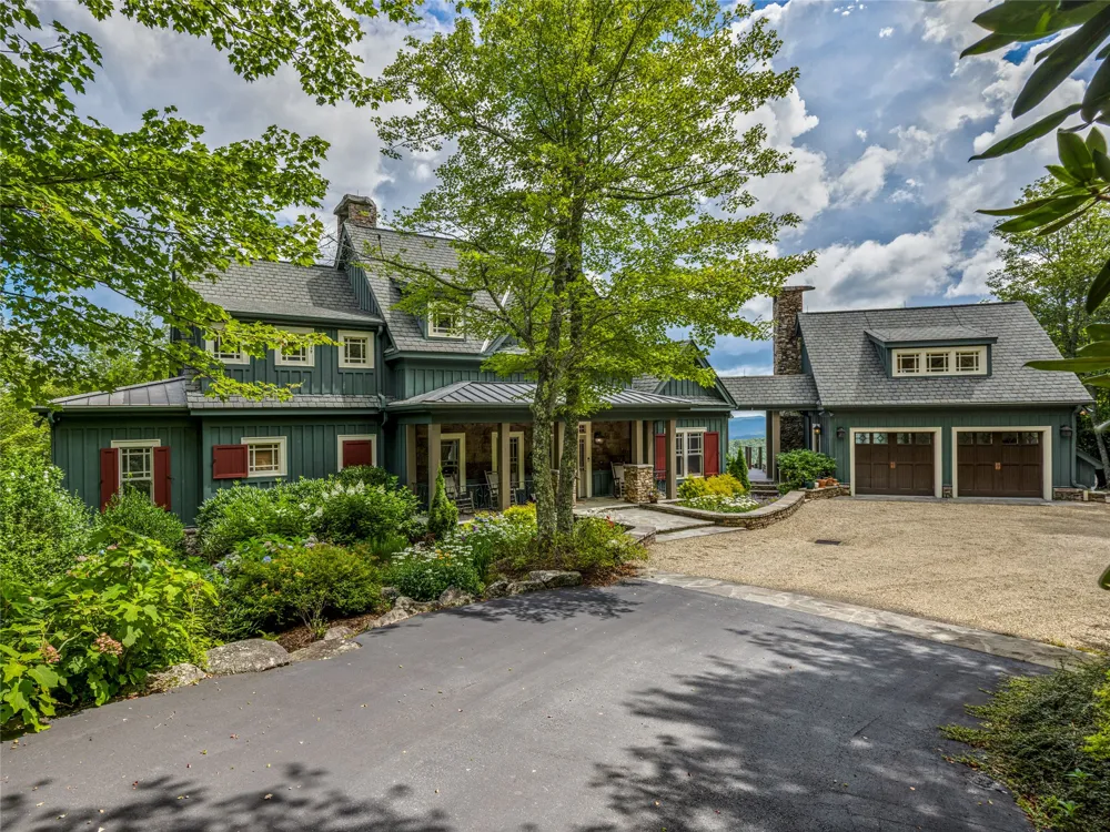 770 Meadow Ridge Drive Lake Toxaway, NC 28747