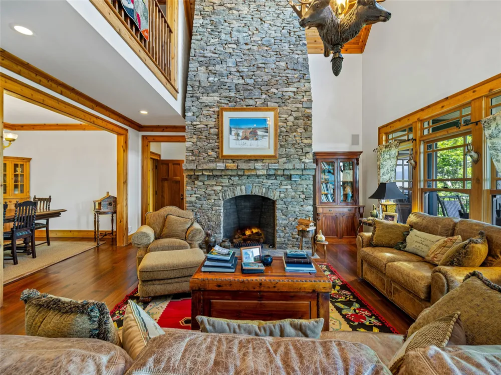 770 Meadow Ridge Drive Lake Toxaway, NC 28747