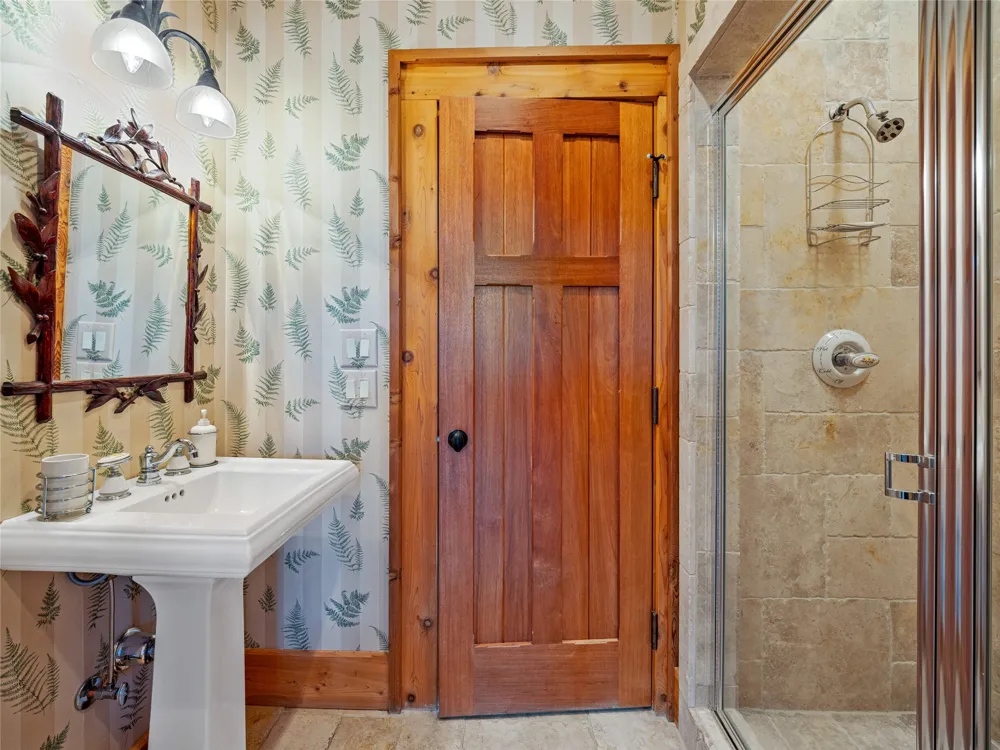 770 Meadow Ridge Drive Lake Toxaway, NC 28747