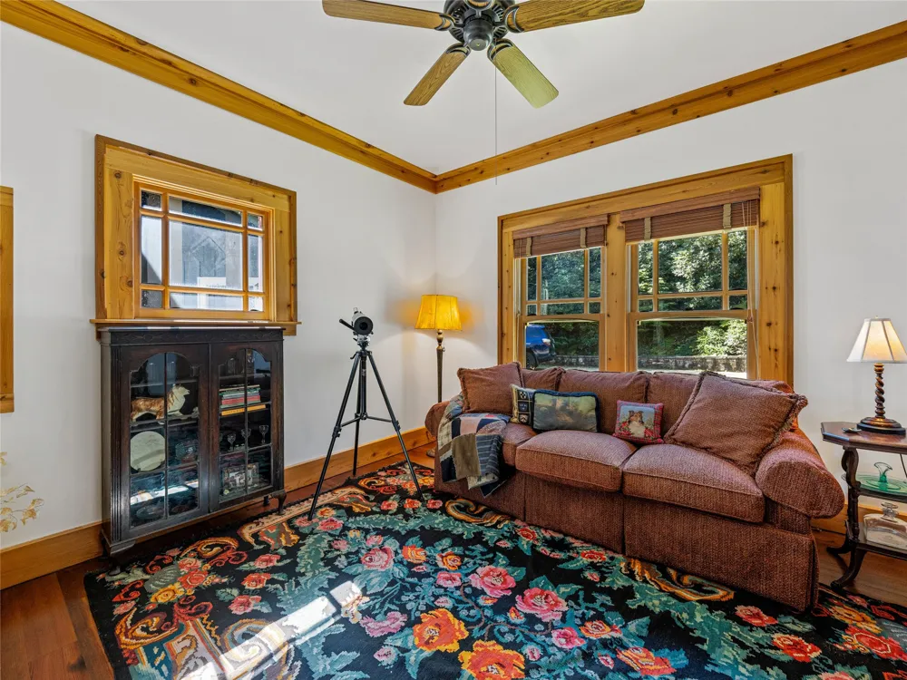 770 Meadow Ridge Drive Lake Toxaway, NC 28747