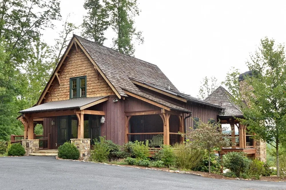 21R Pilot Knob Road Glenville, NC 28736