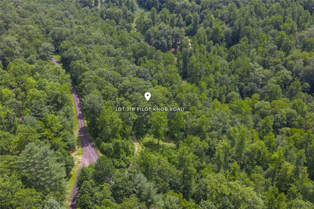 21R Pilot Knob Road Glenville, NC 28736