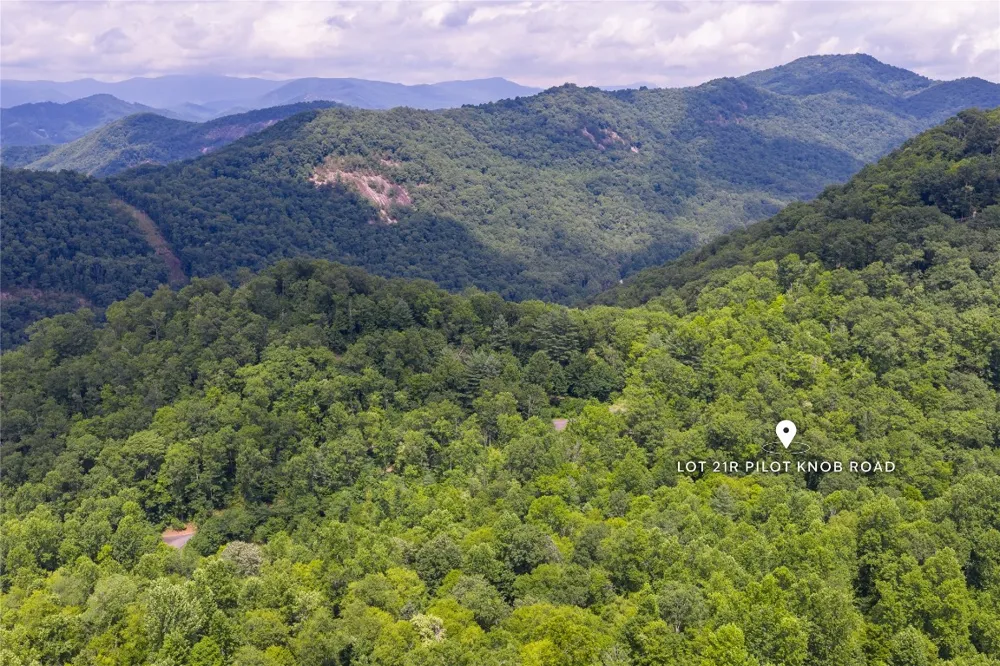 21R Pilot Knob Road Glenville, NC 28736