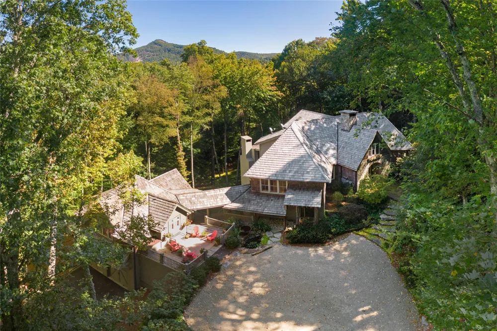 132 Bent Tree Lane Cashiers, NC 28717