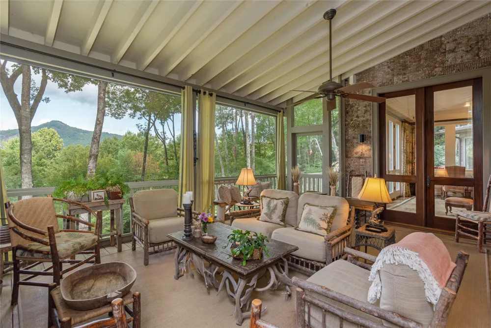 132 Bent Tree Lane Cashiers, NC 28717