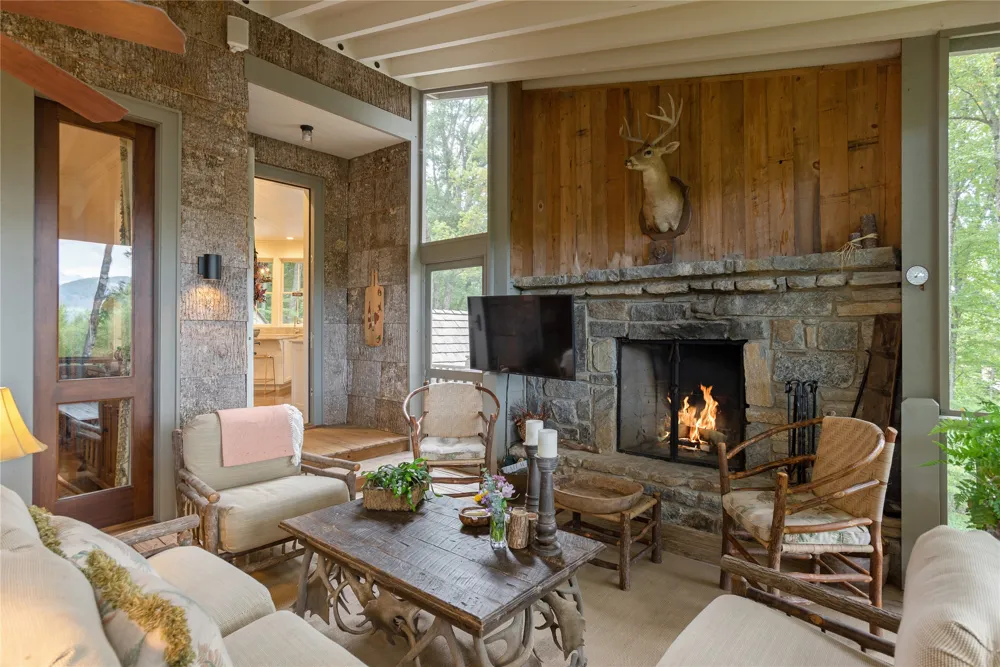132 Bent Tree Lane Cashiers, NC 28717