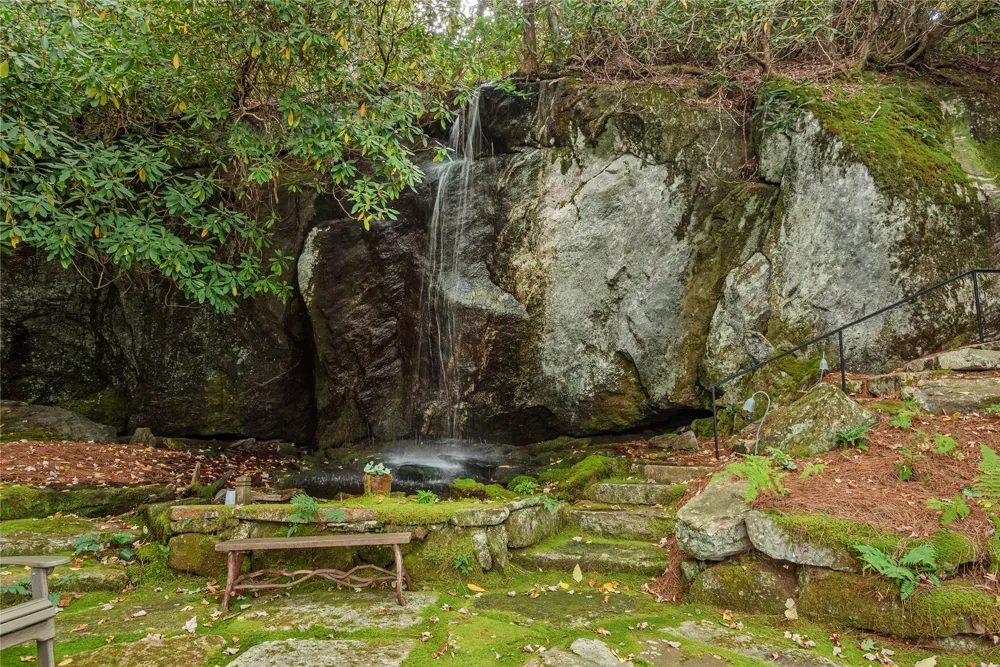 132 Bent Tree Lane Cashiers, NC 28717